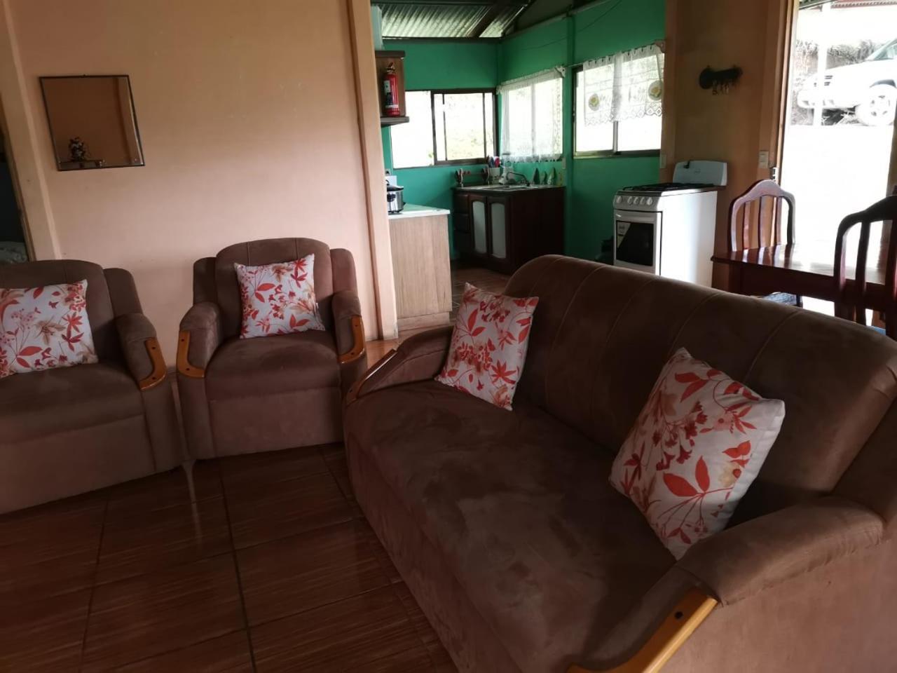 Bella Vista Guest House Turrialba Extérieur photo